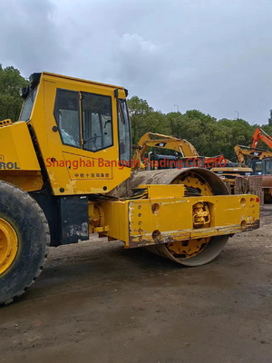 Подержанный дорожный ролик Bomag BW-217D с 30% способностью к отработке в хорошем состоянии