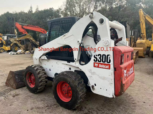 Низкие рабочие часы S300 Bobcat Скид-стейдер в отличном состоянии для проверки