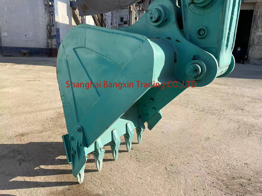 Использованная экскаваторная машина Kobelco SK200 в хорошем состоянии срок доставки в течение 7 дней