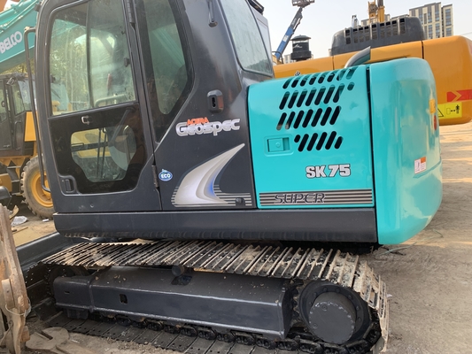 Экскаватор Kobelco SK75 использован и в хорошем состоянии идеально подходит для инженерного строительства