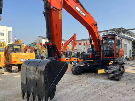 Подержанный экскаватор Doosan DX300LC-9C с передовыми технологиями и мощной производительностью