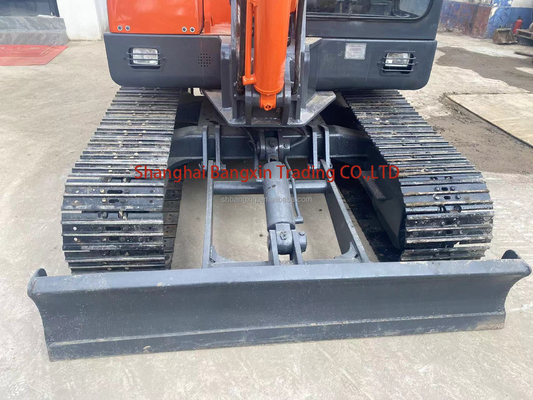 Использованный экскаватор Doosan DH55 с низким рабочим временем и оригинальным гидравлическим насосом