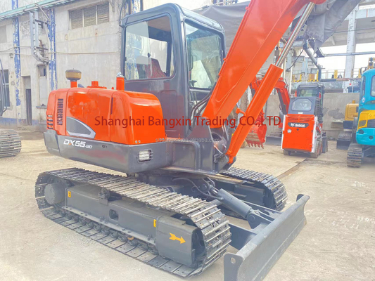 Использованный экскаватор Doosan DH55 с низким рабочим временем и оригинальным гидравлическим насосом