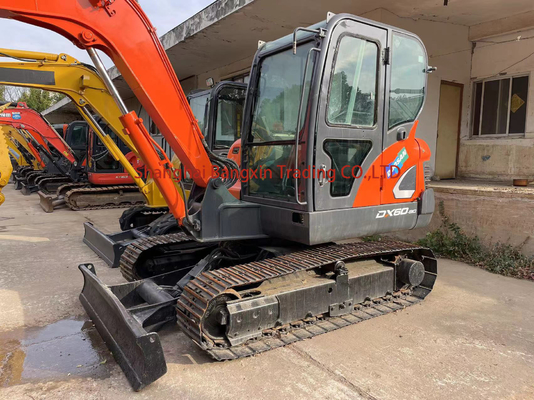 Использованный экскаватор Doosan DX60 Doosan в Корее с сильной мощностью и гидравлической стабильностью