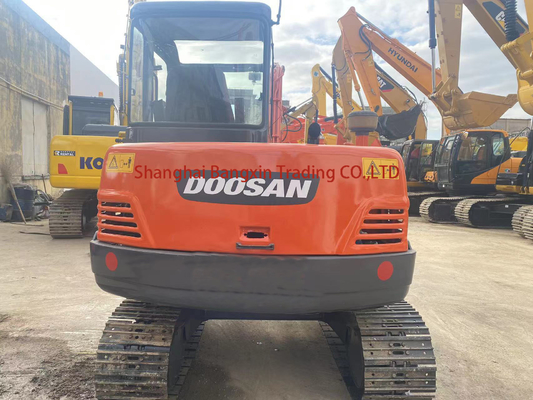 Можно ли проверить мини экскаватор Doosan DH55 с отличными рабочими характеристиками и 1