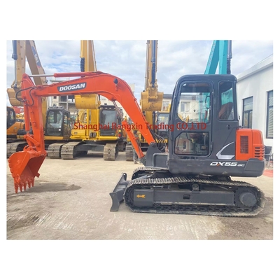 Использованный экскаватор Doosan DH55 с 600 рабочими часами и оригинальным гидравлическим насосом