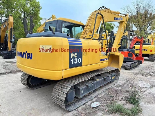 Подержанный экскаватор Komatsu PC130-7 с 1 и массой машины 13000 кг