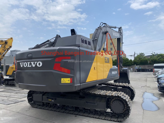 Подержанная машина VOLVO EC200 с высокой мощностью и гидравлической стабильностью