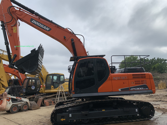 Тяжелая строительная машина Doosan Dx300 Подержанный экскаватор с запасными частями 30 тонн
