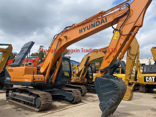 Эксплуатационный экскаватор Hyundai R220-9S с рабочей массой 1 и 22 ТОН в хорошем состоянии