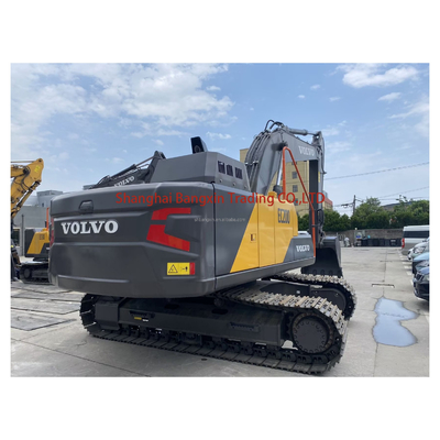 Использованный экскаватор Volvo EC200 с рабочей массой 20 тн и сертификацией EPA/CE