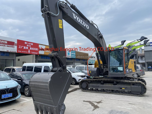 Использованный экскаватор Volvo EC200 с рабочей массой 20 тн и сертификацией EPA/CE