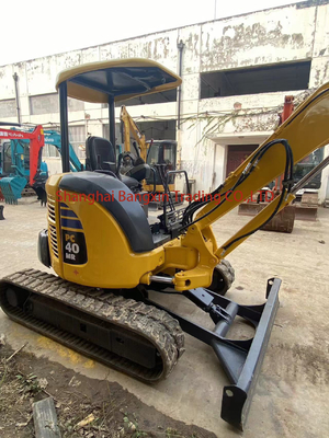 Торговый экскаватор Komatsu PC40MR-3 с емкостью 0,19 ведра и весом 4000 кг