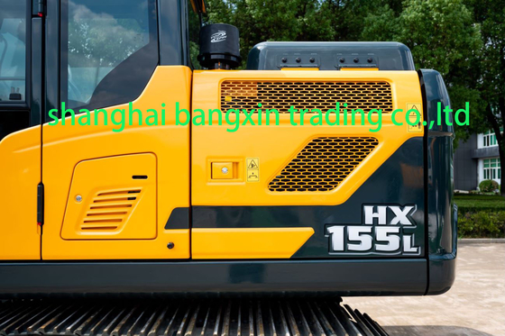 Подержанный экскаватор Hyundai HX155L мощностью 89 кВт в отличном состоянии